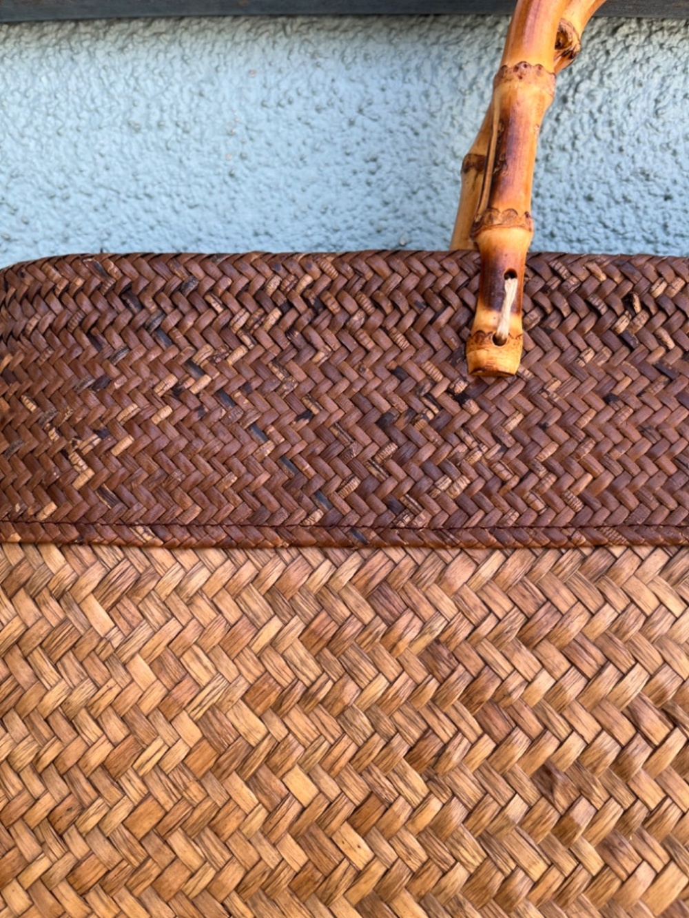 Amanpurl Handwoven Seagrass Tote  Oversized  Excellent Condition  Like New - Picture 4 of 14
